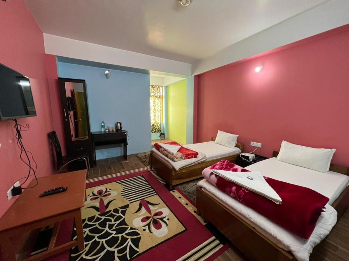 Hotel Tashi Ga Tsel Tawang Esterno foto